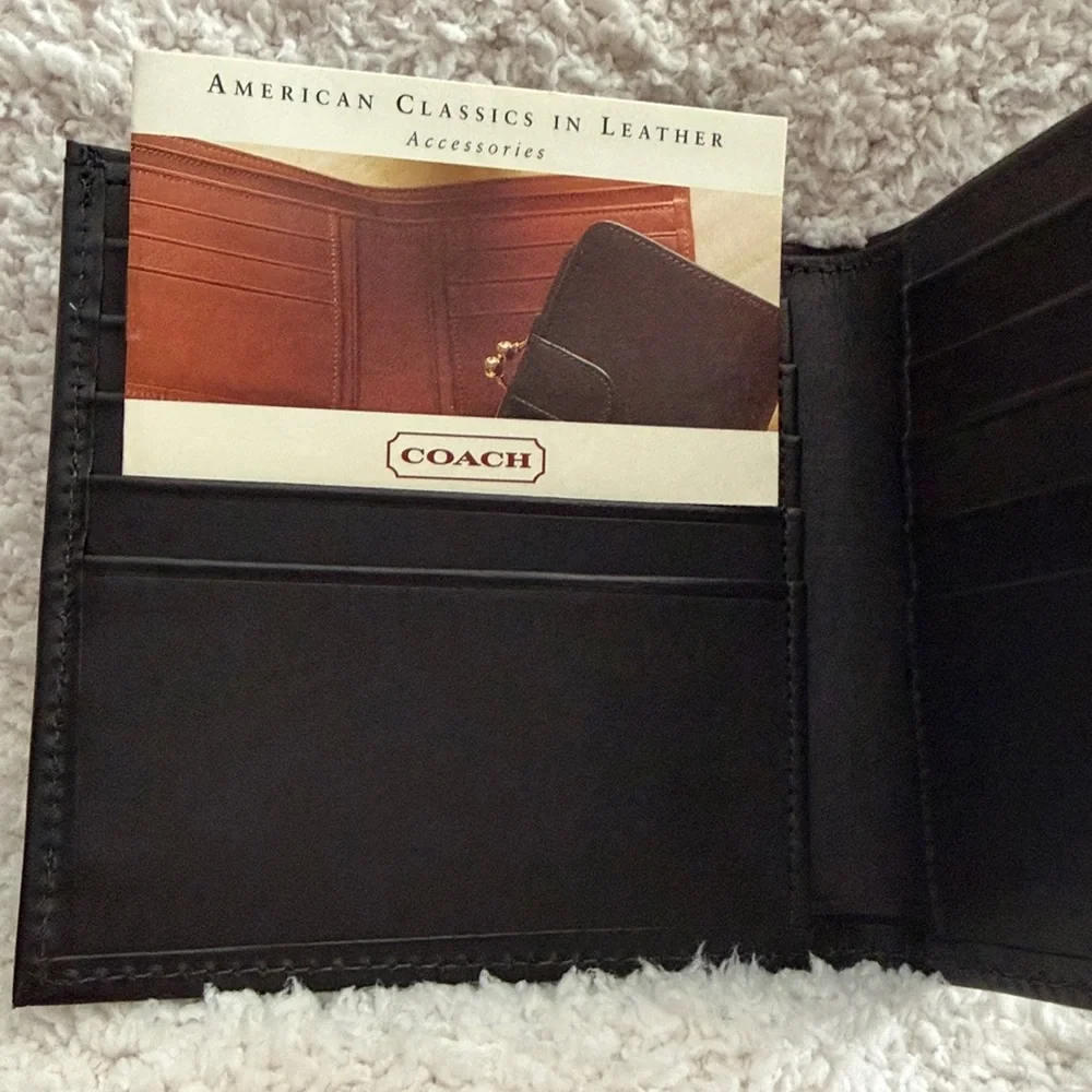 NWOT Coach Black Leather Wallet